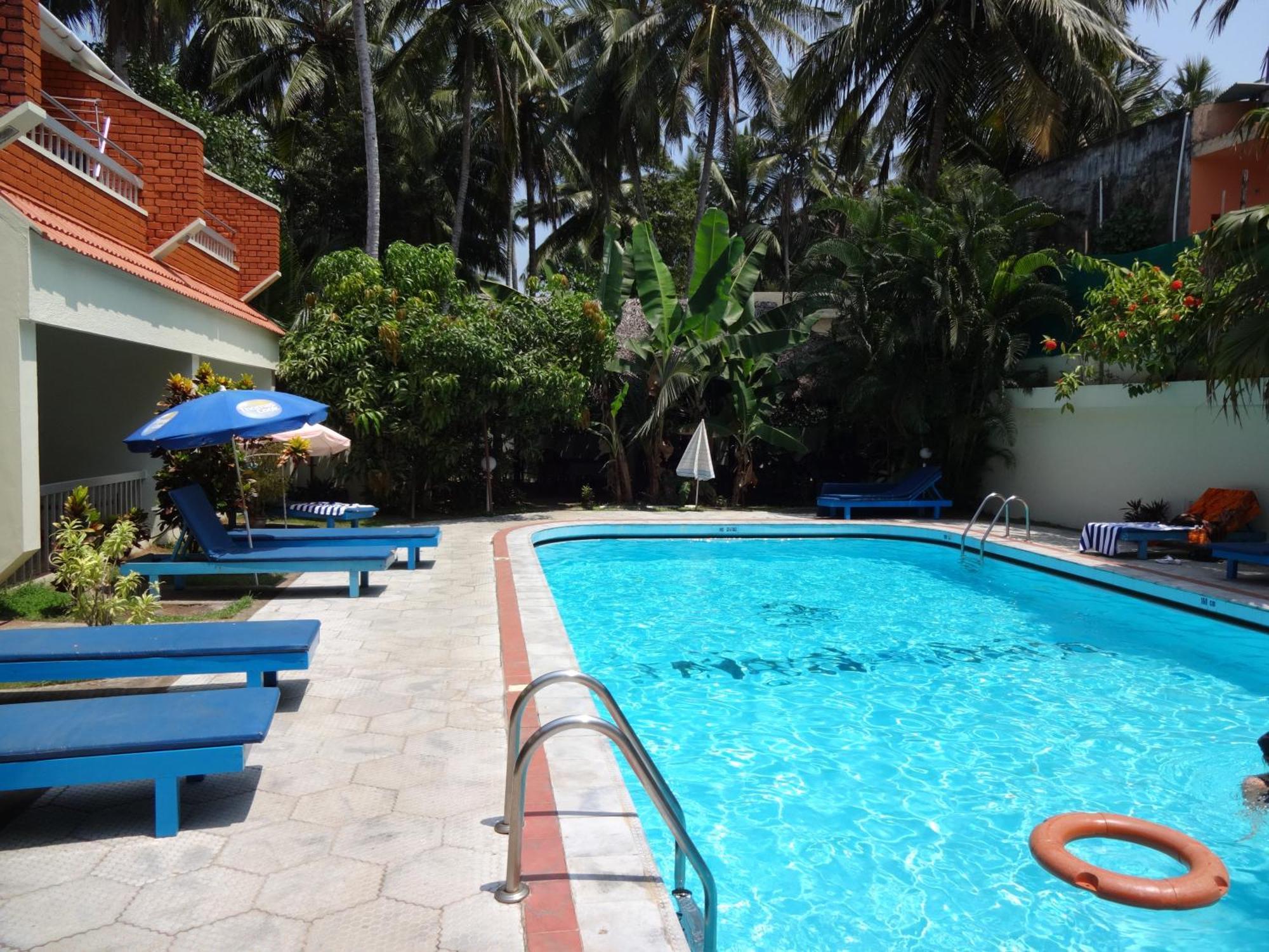 Hotel Thushara Kovalam Ngoại thất bức ảnh