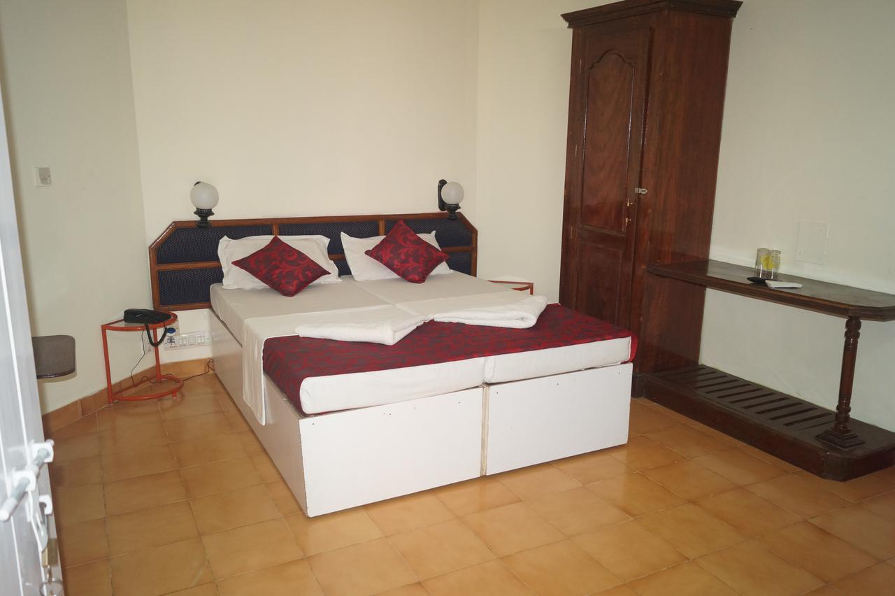 Hotel Thushara Kovalam Ngoại thất bức ảnh