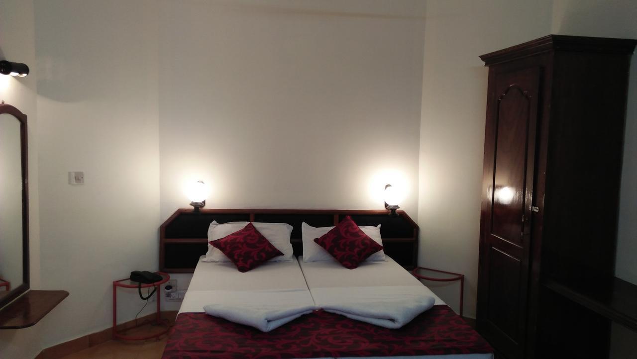 Hotel Thushara Kovalam Ngoại thất bức ảnh