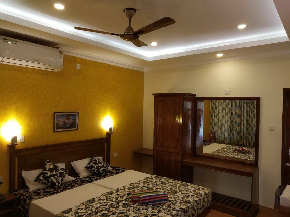 Hotel Thushara Kovalam Ngoại thất bức ảnh